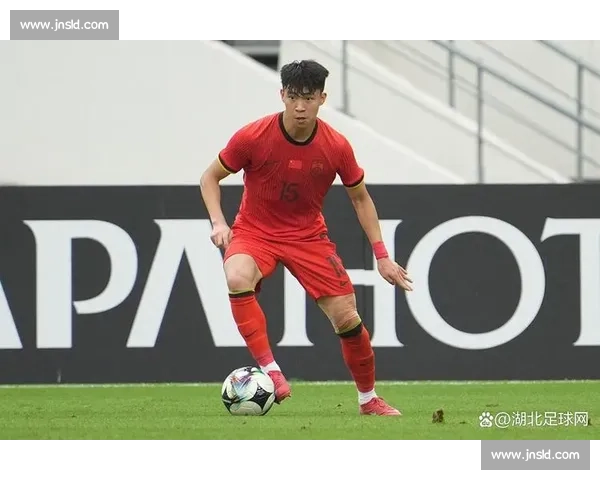 18 岁王钰栋替补造 7 球 青春风暴里的领袖锋芒