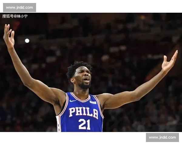 庄神留守 76 人！500 万续约锁定内线轮换，恩比德争冠拼图再加固